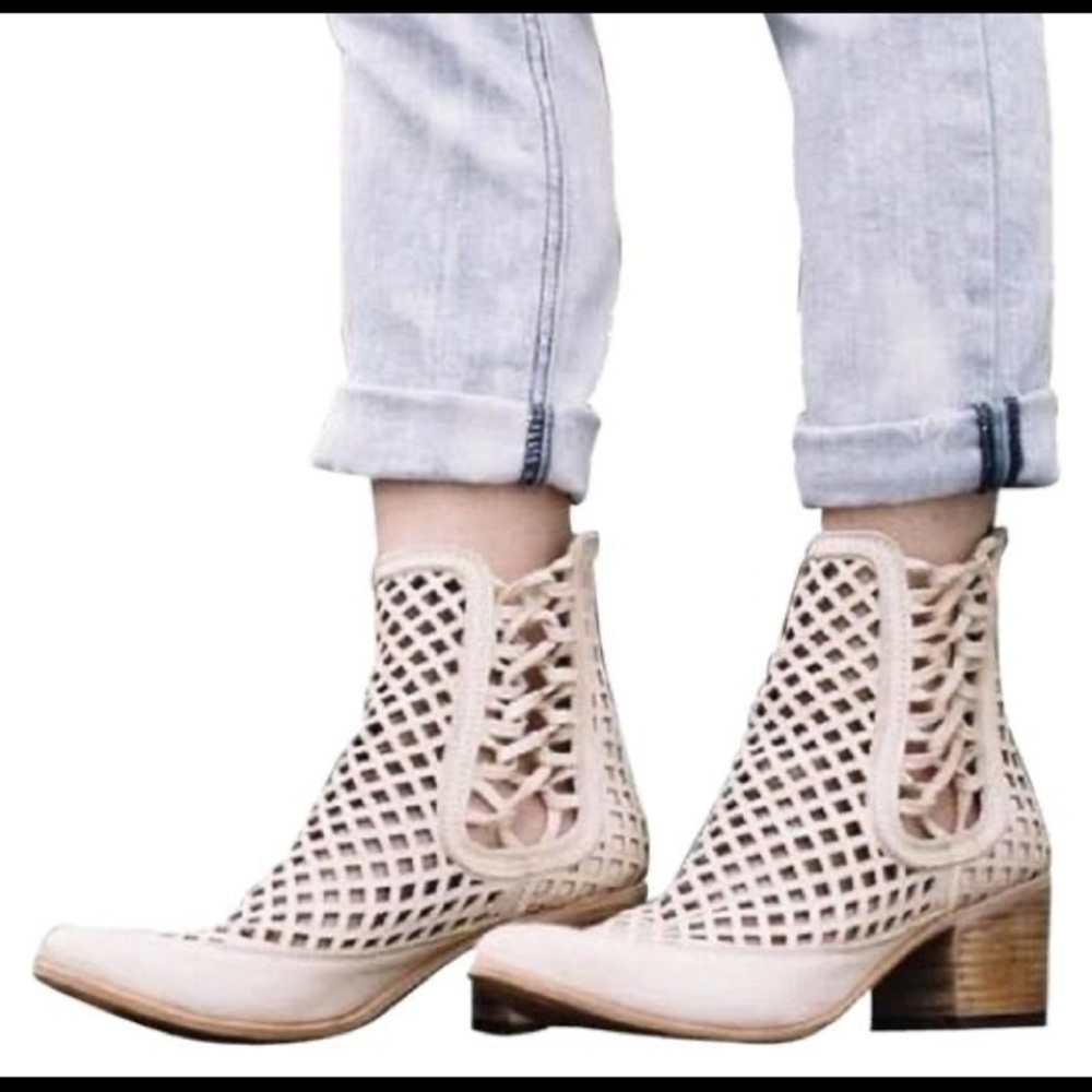 Freebird Ice Distressed Cream Leather Geometric Laser Cutouts Lazor 8